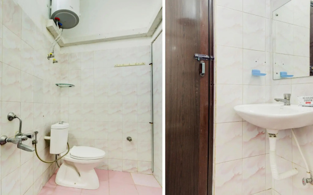 Capital O 72601 Amutha Residency