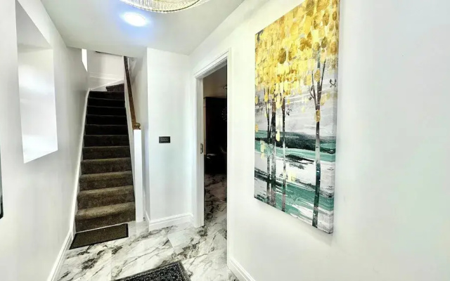 4br-7guests-freeparking-garden-nearmanchester