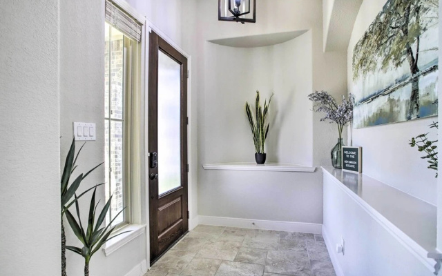 Spacious Cypress Home in Fairfield Community!