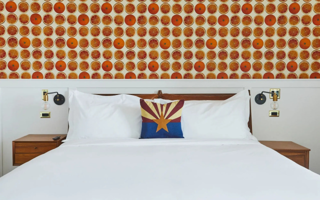 Rise Uptown Hotel