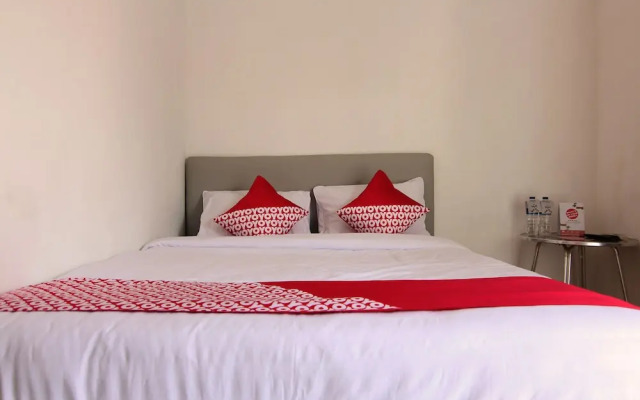 Hotel Garuda by OYO Rooms
