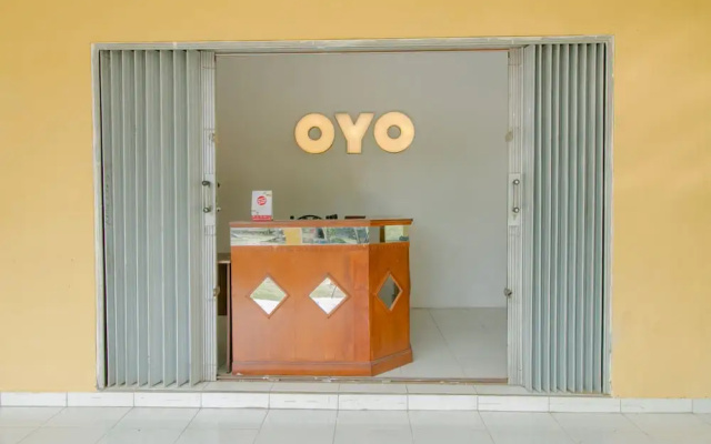 Hotel Ratu Pantai by OYO Rooms