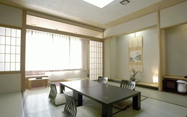 Taishakukyo Kanko Hotel Kinsaikan