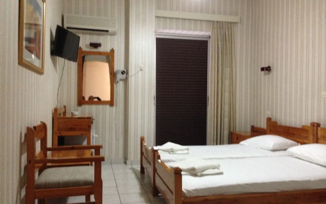 Phaethon Hotel