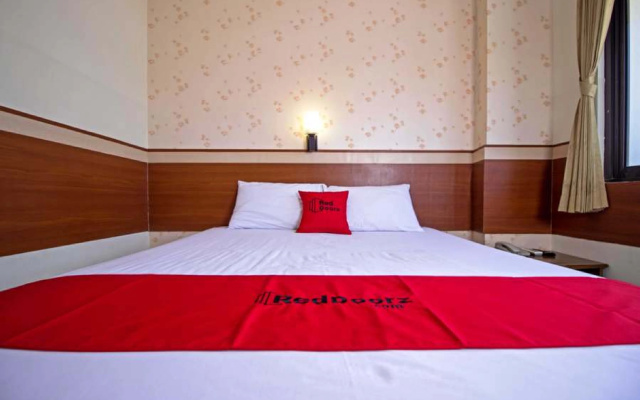 RedDoorz Plus @ Wastu Kencana
