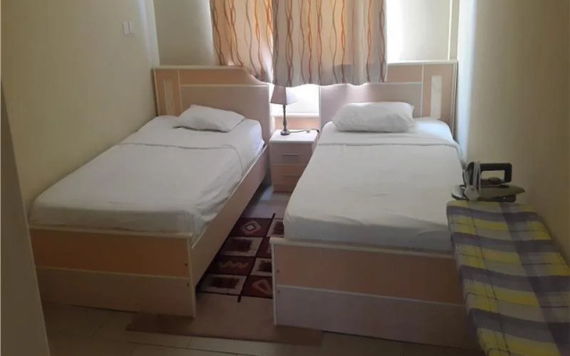 Les Peupliers Studios and Apartments