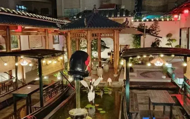 Nanfeng Xiaoyuan Tea and Liquor Themed Homestay