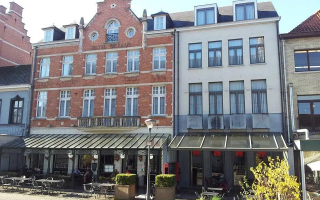 hotelImage