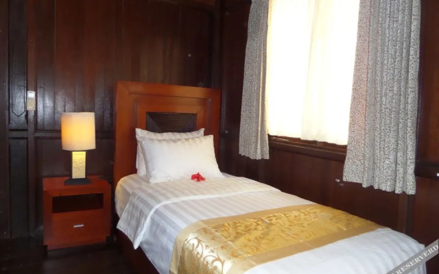 Puri Komodo Resort