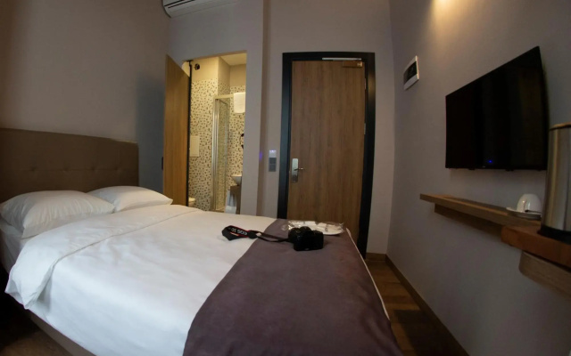 Jurnal Hotel