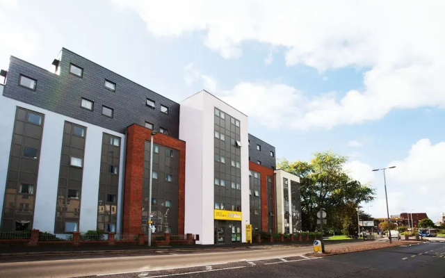 Modern Student-Only Ensuite Rooms by Exeter High Street