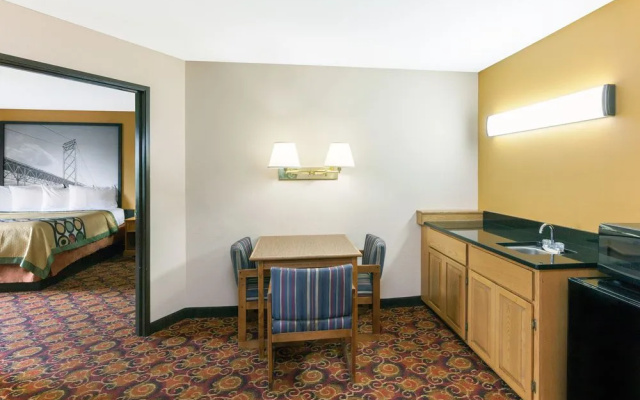 Super 8 Big Rapids MI