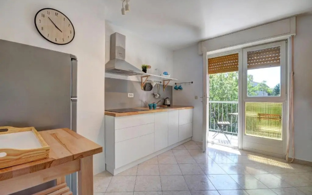 Centar White Apartment