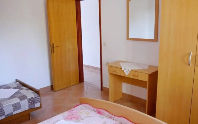 Cosy 1 bedroom apartment with sea view
