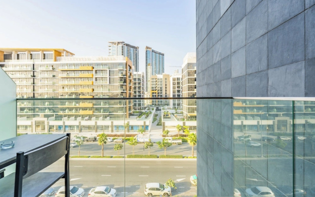 Tranquil Studio Getaway in Meydan City