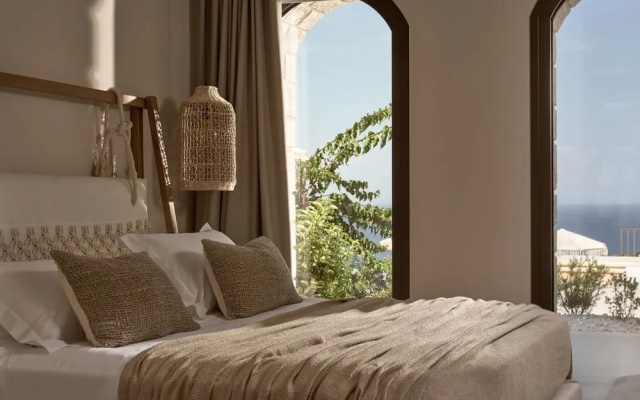 Rebek Luxury Villas & Suites