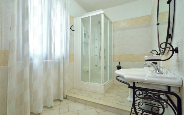 Villa del Colle con Piscina Privata