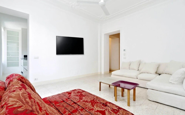 Wonderful 1bdr Apt. Near Colosseum