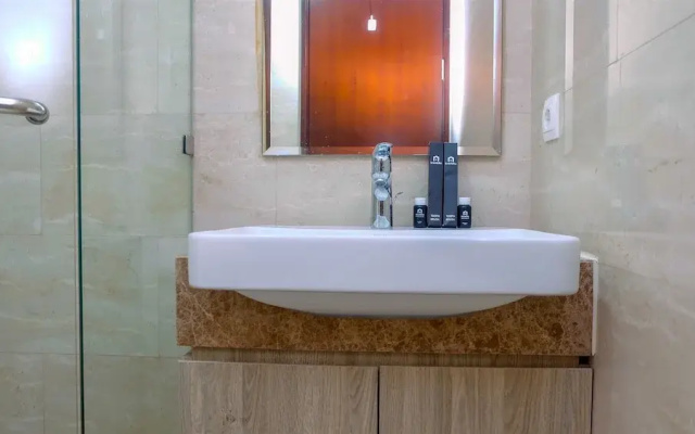 Best Choice 2BR Apartment at Menteng Park with Bathtub