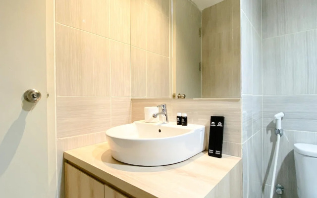 Spacious And Homey 1Br Vasanta Innopark Apartment