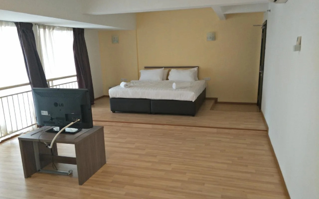 Gloria Swiss Apartment