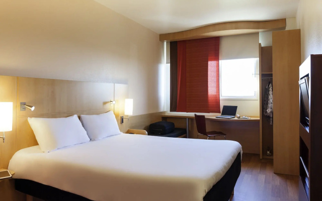 ibis Oviedo