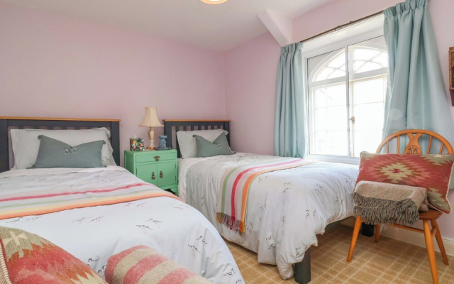 Seacroft Cottage