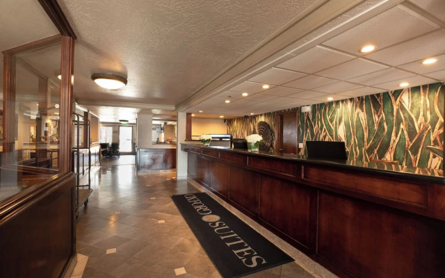 Oxford Suites Lancaster