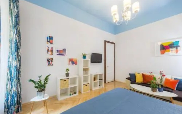 Fragola Apartments Pop of Colour