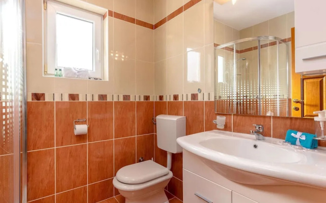 Luxurious Apartment in Kvarner by Sea