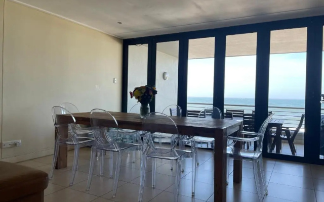 UMDLOTI - On the BEACH! Private & Central. Sleeps 8.