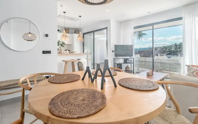 Lae11.2d - Large Terrace With Stunning Views