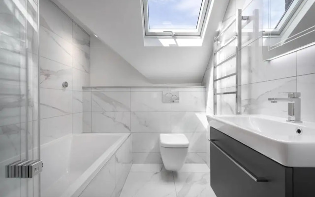 Rohan Rise - Lake District Escape for Two