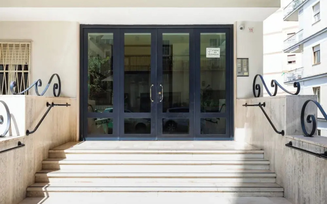 Fresh and Trendy Flat at Vomero