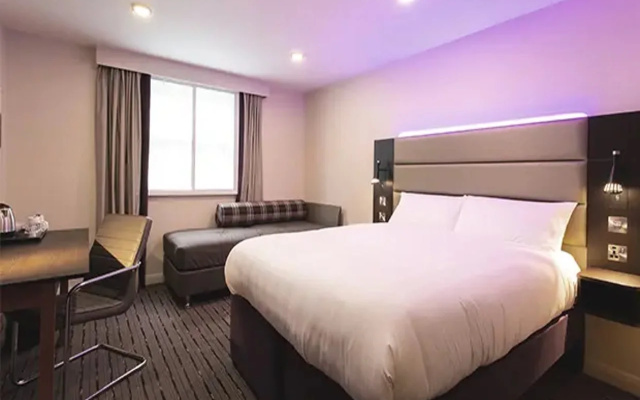 Premier Inn London Hayes North