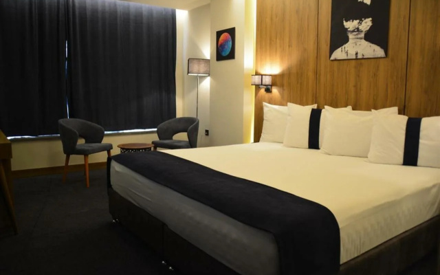Monarch Hotel Amman