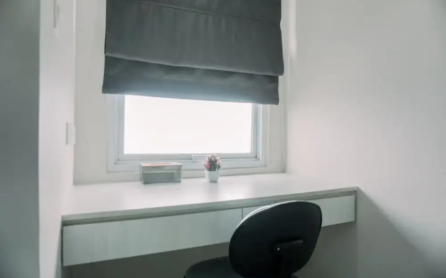 Nice and Elegant Studio Apartment at B Residence