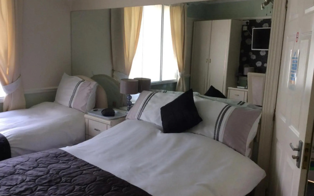 Alma Lodge Guest House