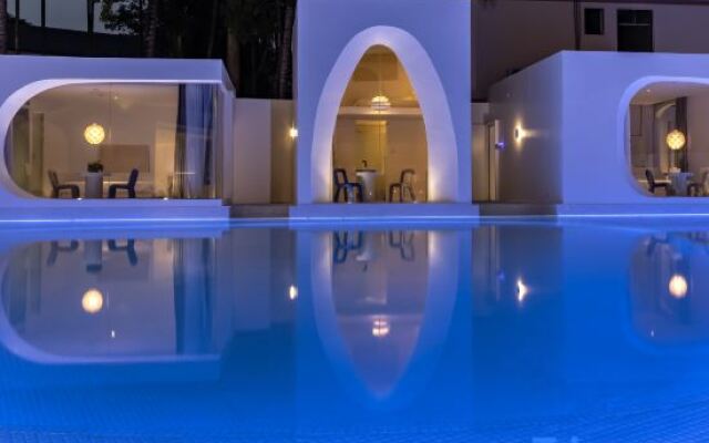 Ruoyi ROY Hotel (Sanya Yalong Bay Forest Park Bohou Village Branch)