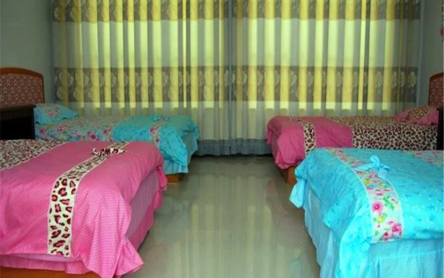 Jiuquan Dunhuang Mengtu Youth Inn