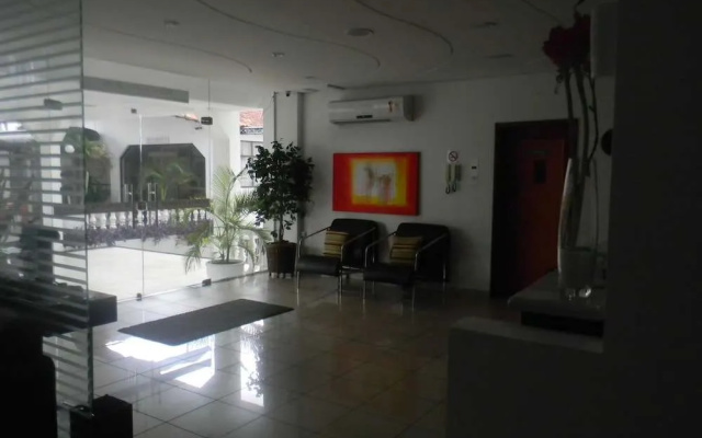 Boulevard Slaass Flat Hotel