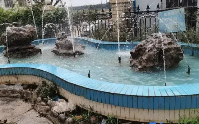Xiangzhou Longyin Impression Hotel (Shilong Town Government)