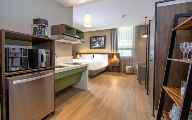 Staybridge Suites Guadalajara Novena by IHG