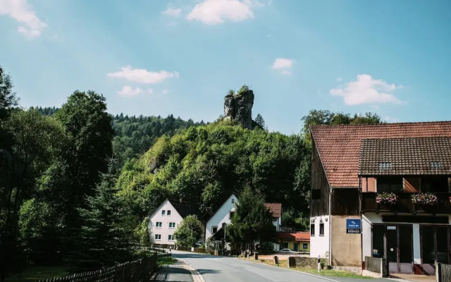 Modish Apartment in Plankenstein near Forest