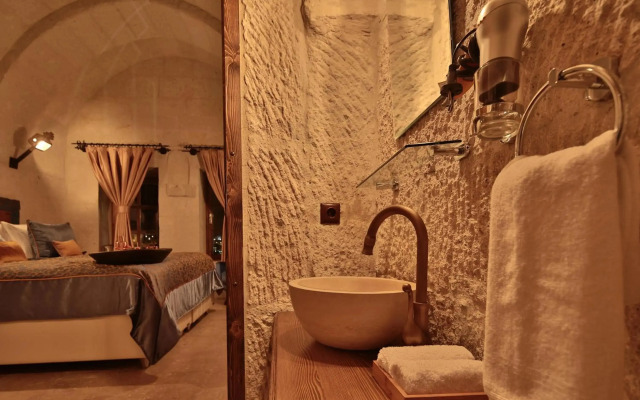 The Owl Cave Hotel