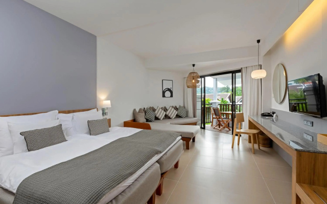 Sunwing Kamala Beach