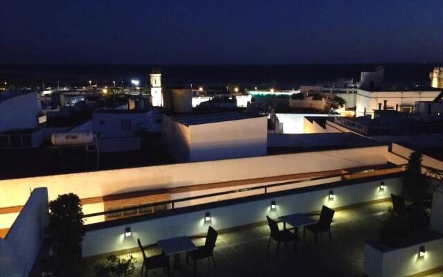 Отель Hostal Ferreira вид на фасад