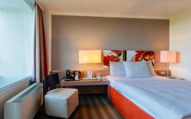H4 Hotel Frankfurt Messe