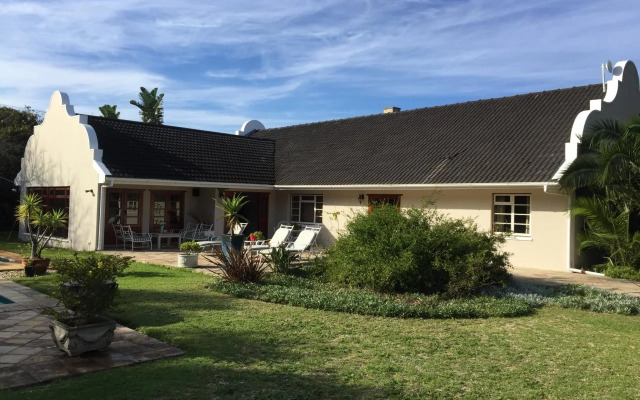 Serpentine Manor