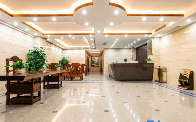 Qichen Hotel (Fangchenggang Beibu Gulf Boulevard Branch)